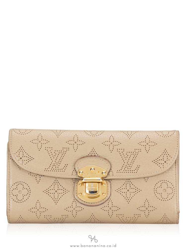 LOUIS VUITTON Monogram Mahina Amelia Beige