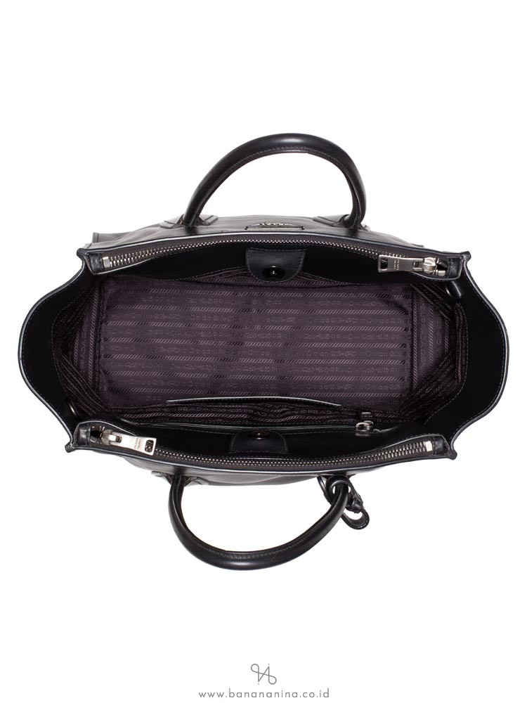 PRADA BN2762 City Calf Twin Pocket Satchel Nero