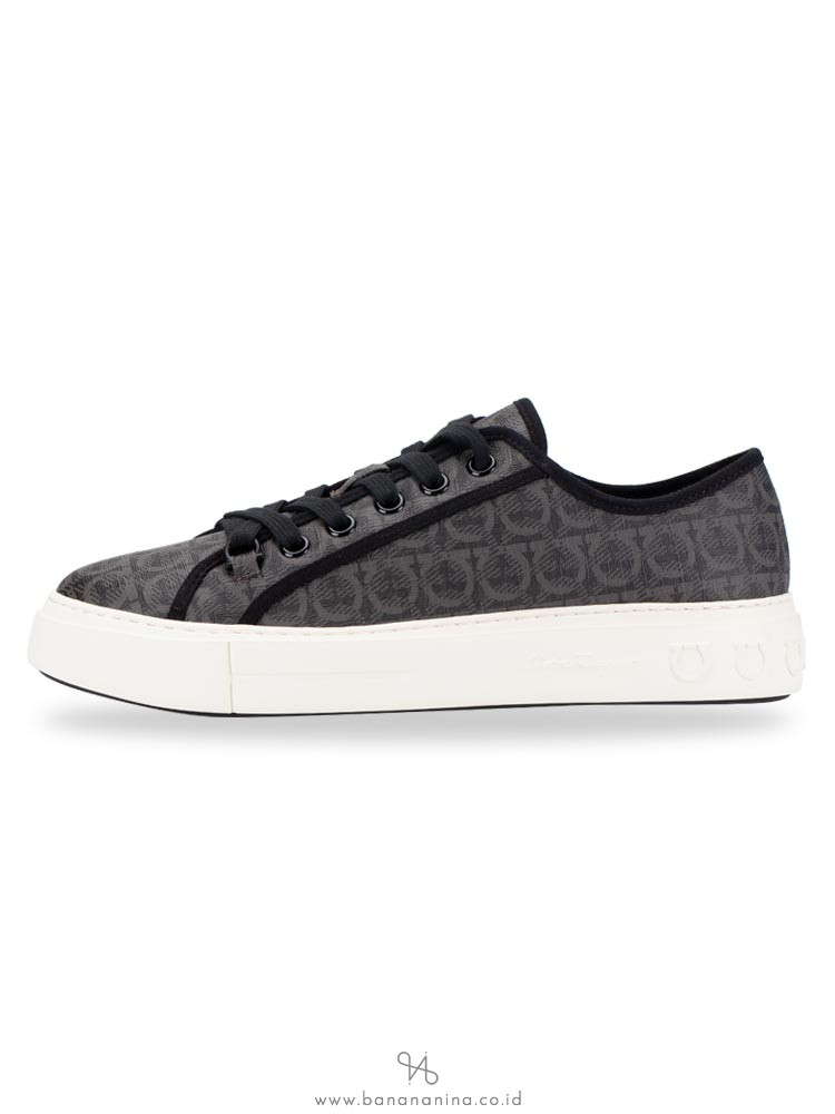 SALVATORE FERRAGAMO Men Anson Gancini Print Low-top Sneakers Grey Sz 8