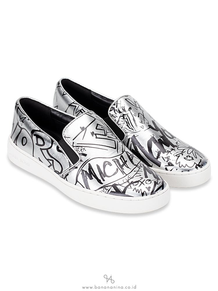 MICHAEL KORS Keaton Graffiti Metallic Leather Slip On Silver Black Sz 7
