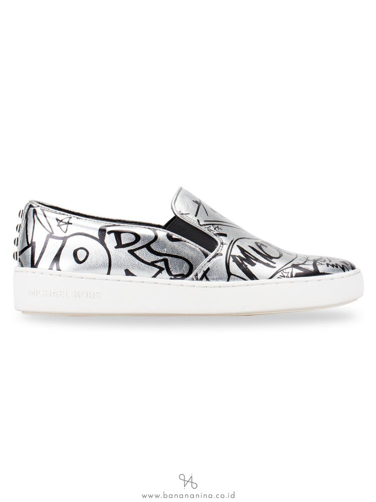 MICHAEL KORS Keaton Graffiti Metallic Leather Slip On Silver Black Sz 7