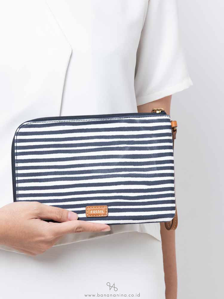 FOSSIL SWL2039475 Eliza Large Wristlet Navy Stripe