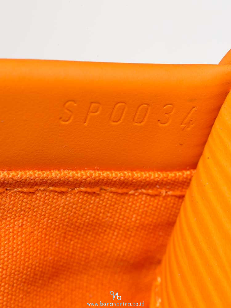 LOUIS VUITTON Epi Salabha Mandarin
