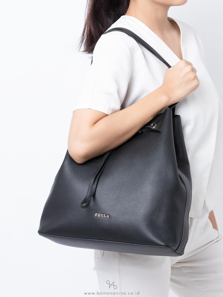 FURLA Costanza Leather Large Bucket Bag Onyx