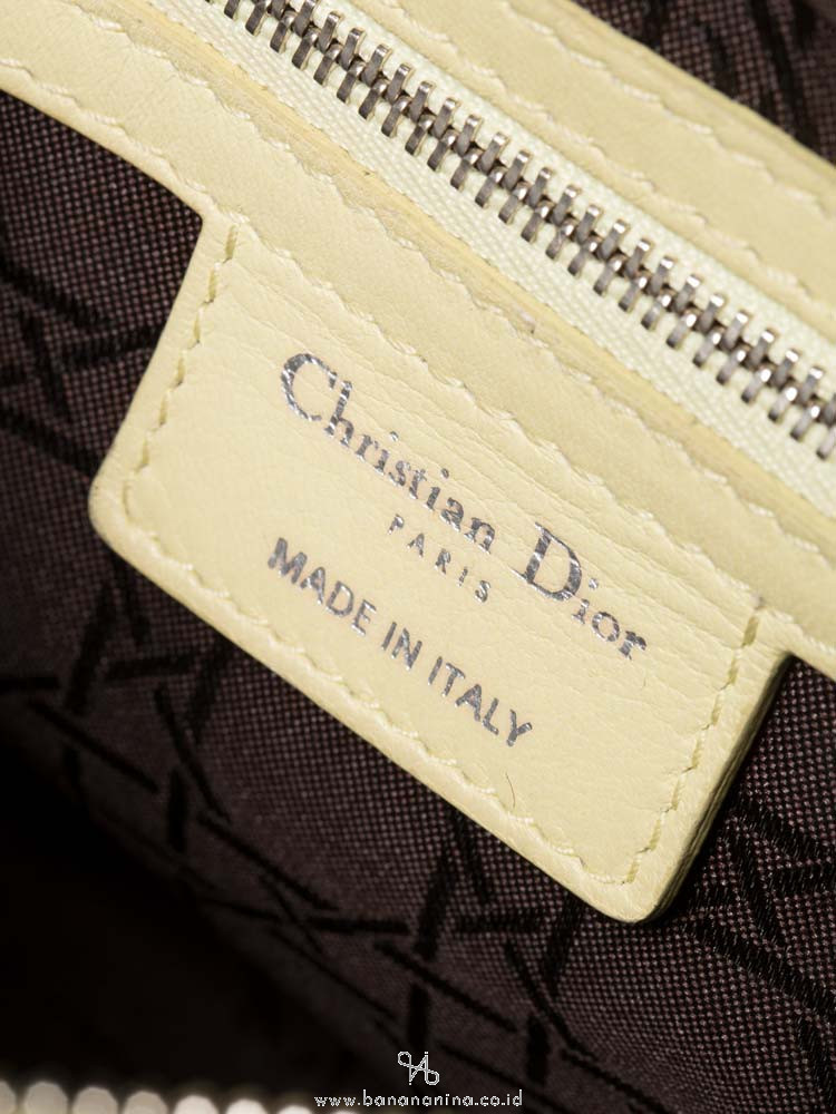 CHRISTIAN DIOR Cannage Medium Lady Dior Lime