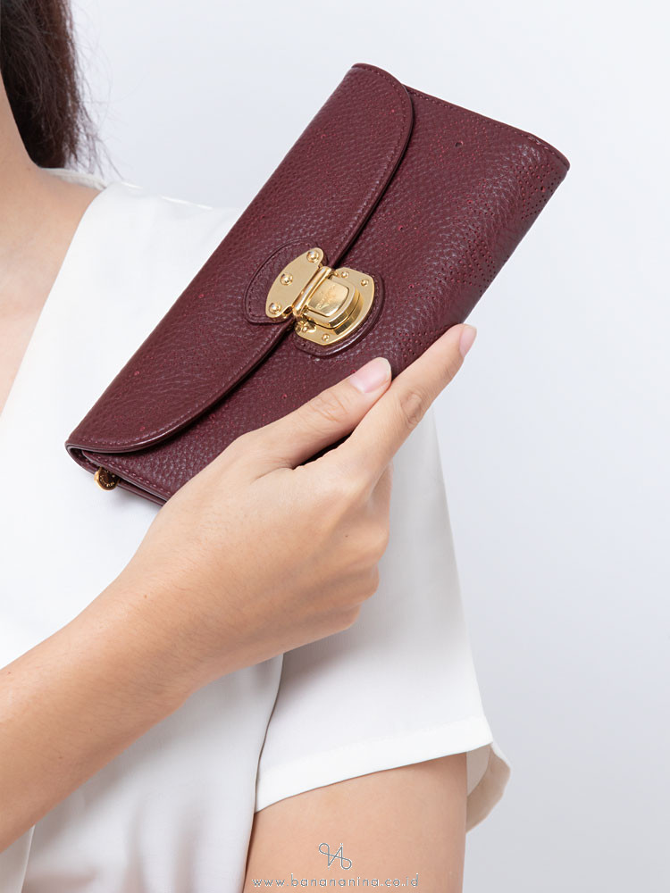 LOUIS VUITTON Mahina Amelia Bordeaux