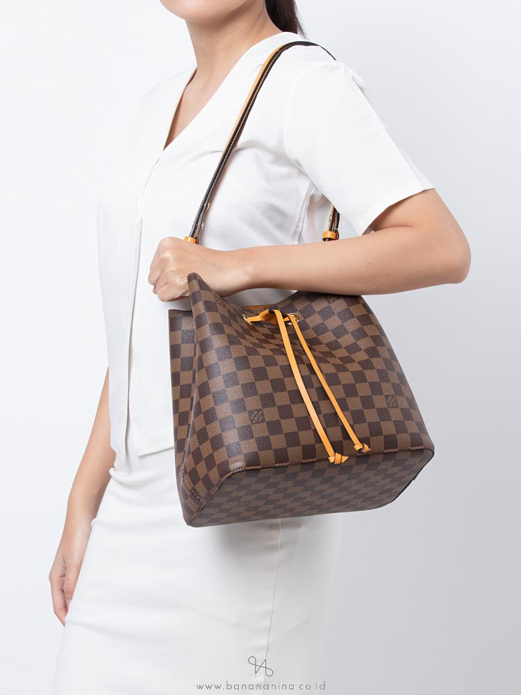 LOUIS VUITTON Damier Ebene Neonoe MM Safran