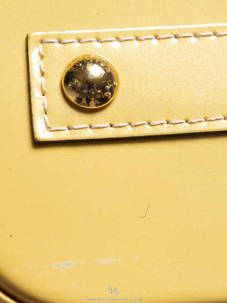LOUIS VUITTON Monogram Vernis Alma BB Citrine