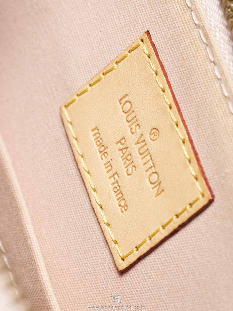LOUIS VUITTON Monogram Vernis Alma BB Citrine