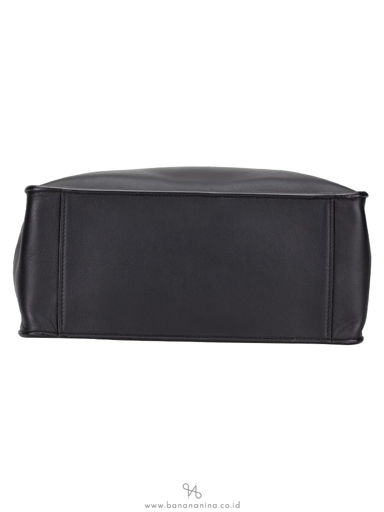 FENDI Flip Regular Shoulder Bag Black Brown