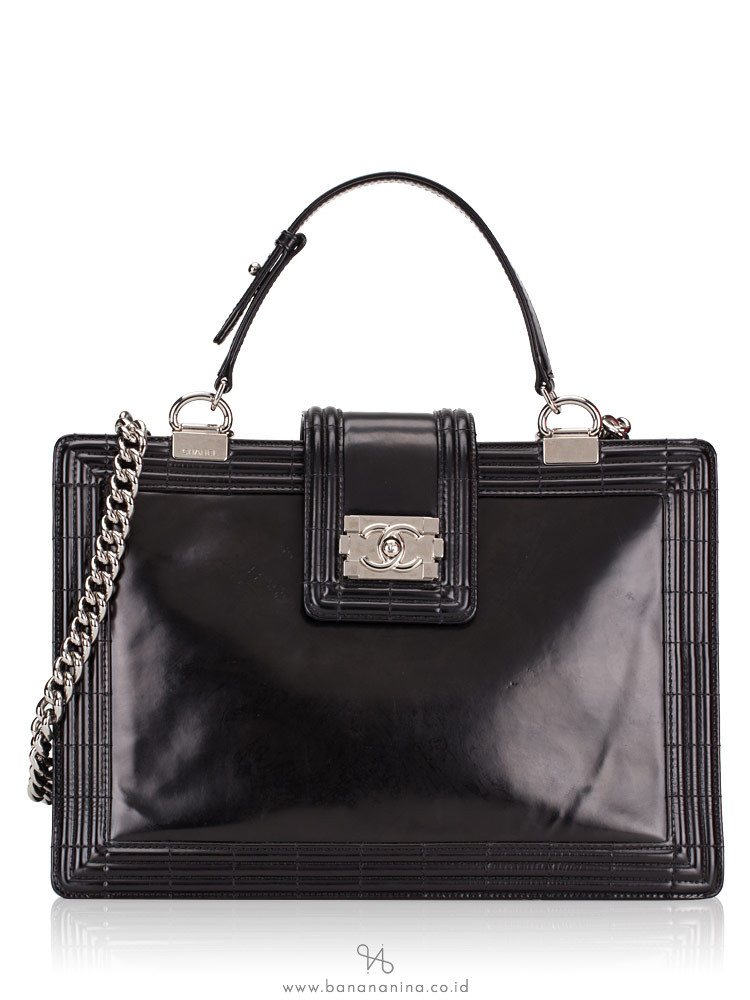 CHANEL Lambskin Boy Reverso Shopping Black