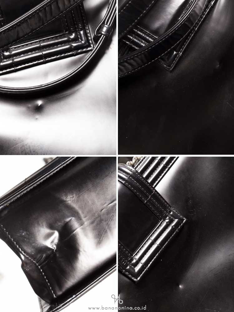 CHANEL Lambskin Boy Reverso Shopping Black