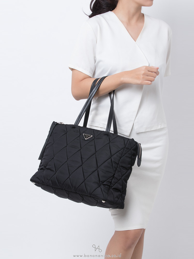 PRADA 1BG169 Quilted Nylon Tote Nero