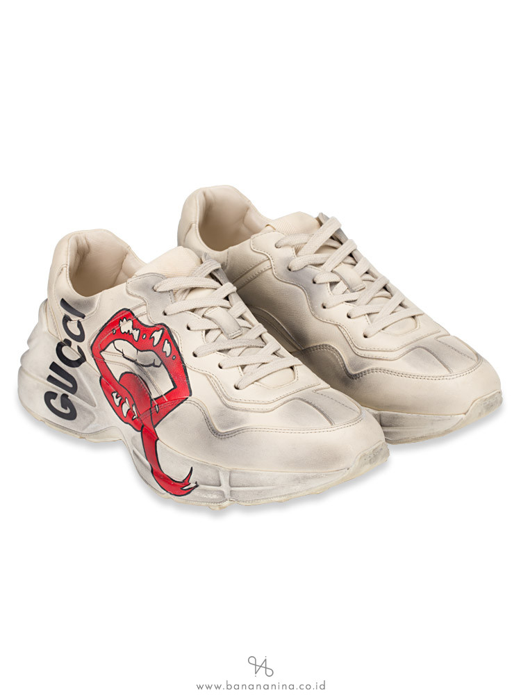 rhyton sneaker with mouth print