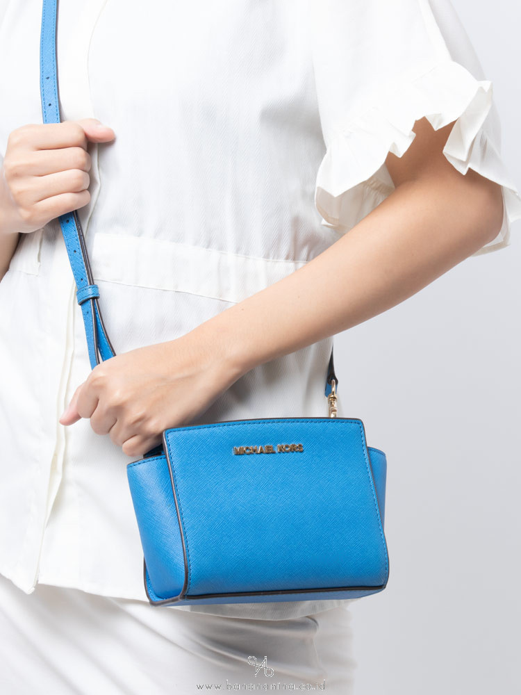 MICHAEL KORS Selma Mini Messenger Heritage Blue