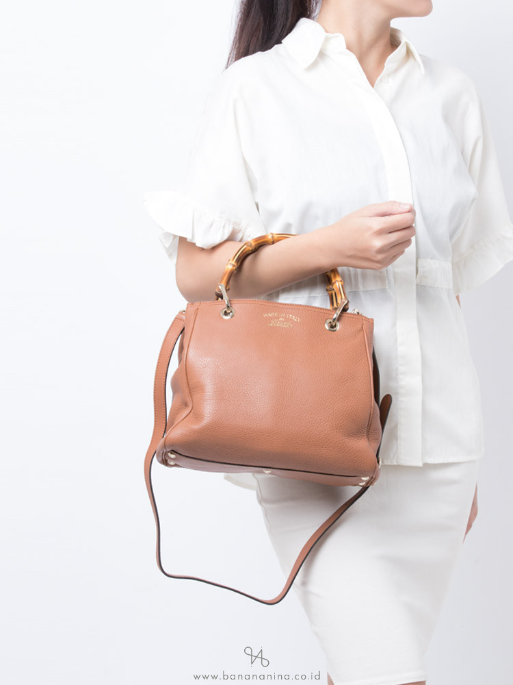 GUCCI Small Bamboo Shopper Tan