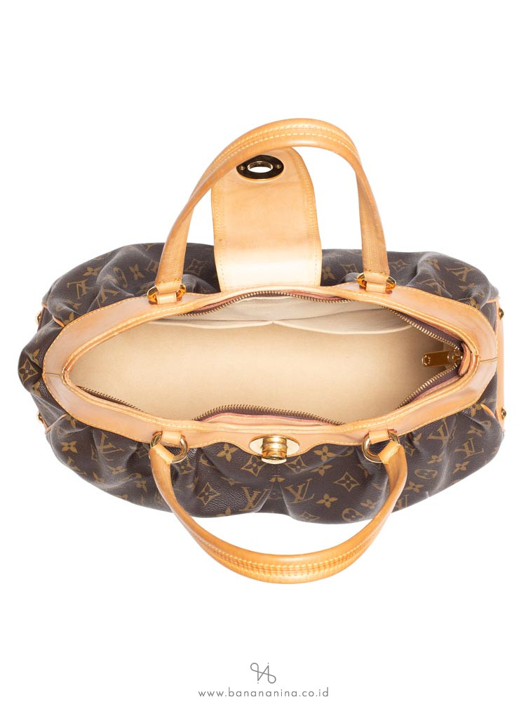 LOUIS VUITTON Monogram Boetie MM