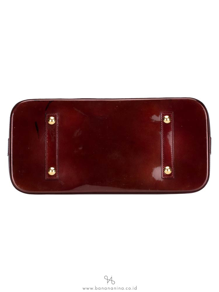 LOUIS VUITTON Monogram Vernis Alma GM Rouge Fauviste