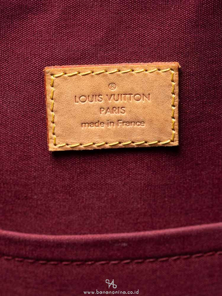 LOUIS VUITTON Monogram Vernis Alma GM Rouge Fauviste