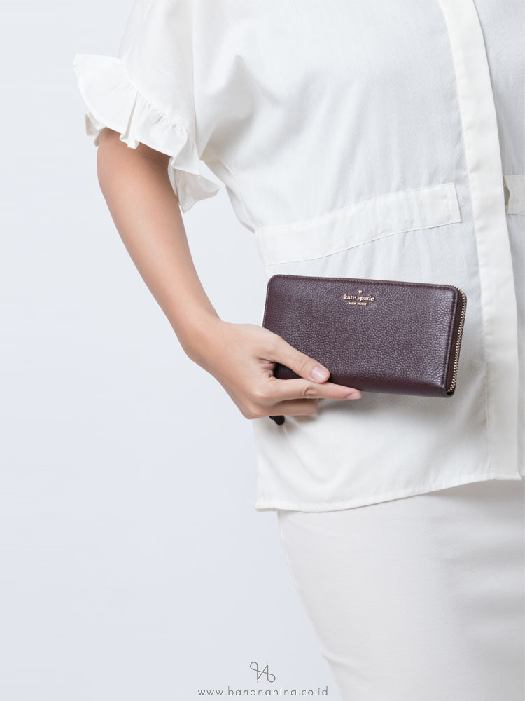 KATE SPADE Jackson Large Continental Wallet Chocolate Cherry