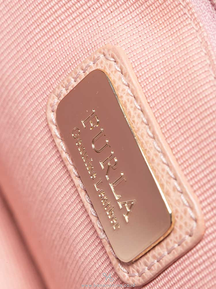 FURLA Metropolis Medium Chain Shoulder Bag Moonstone