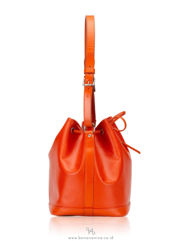 LOUIS VUITTON Epi Petit Noe NM Piment