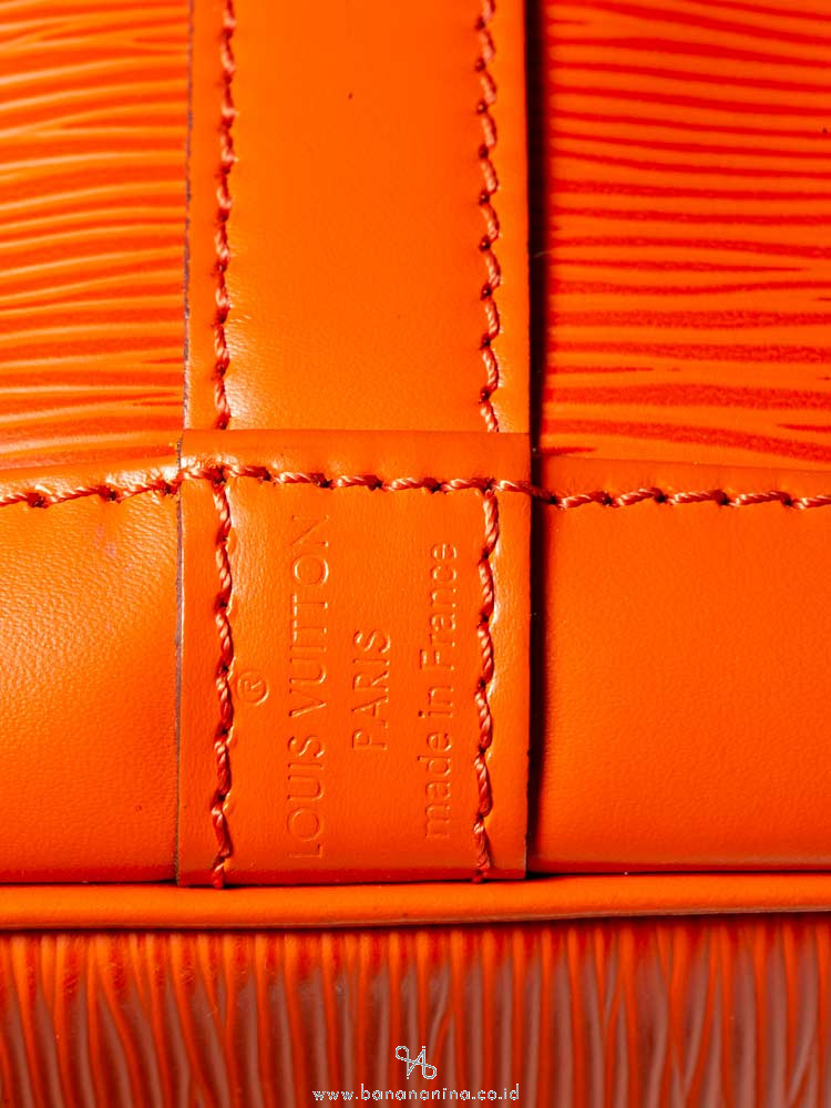 LOUIS VUITTON Epi Petit Noe NM Piment