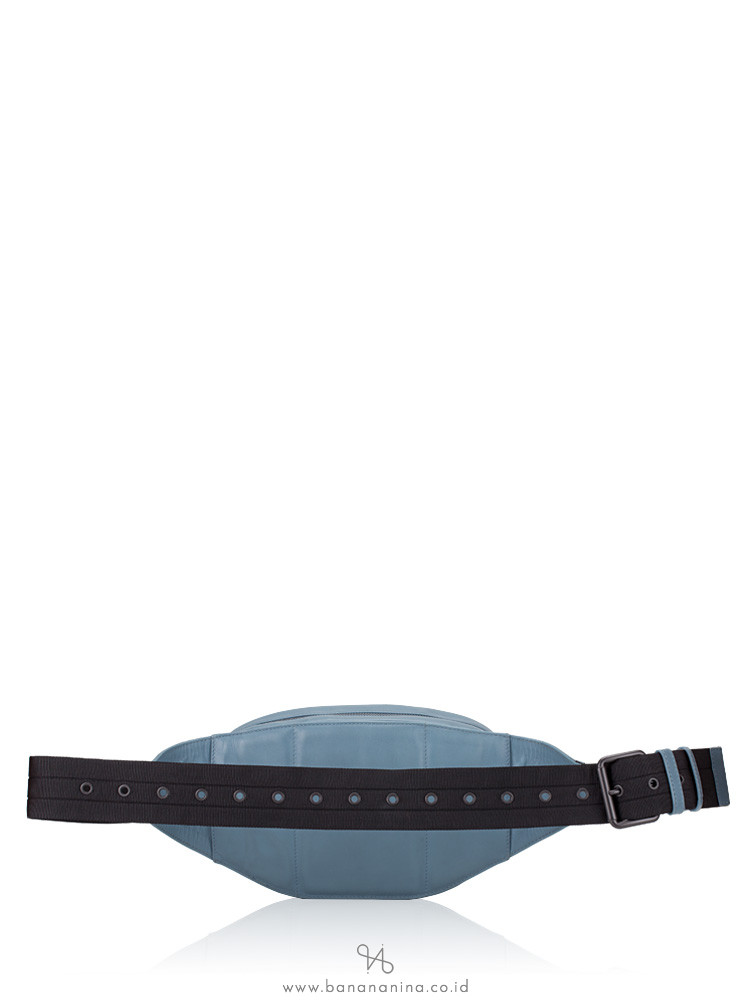 BOTTEGA VENETA Intrecciato Nappa Belt Bag Tweedia