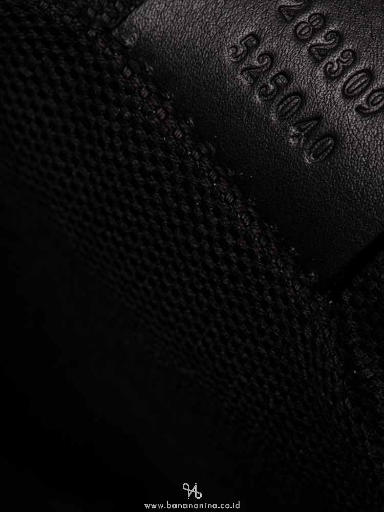 GUCCI Patent and Shearling Medium Soho Shoulder Bag Black