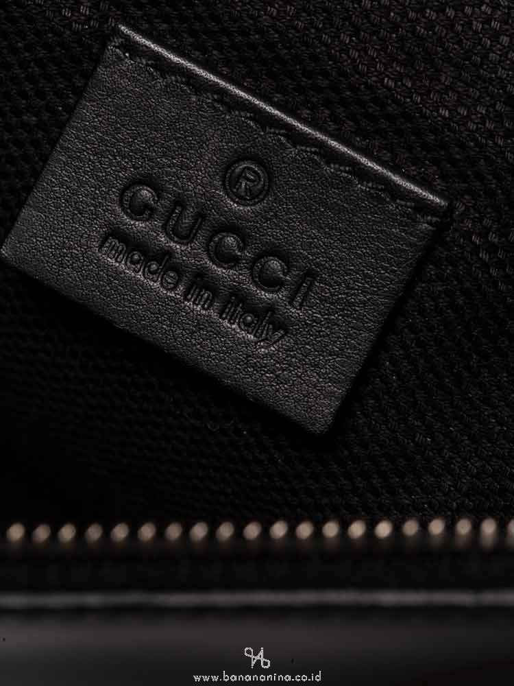GUCCI Patent and Shearling Medium Soho Shoulder Bag Black