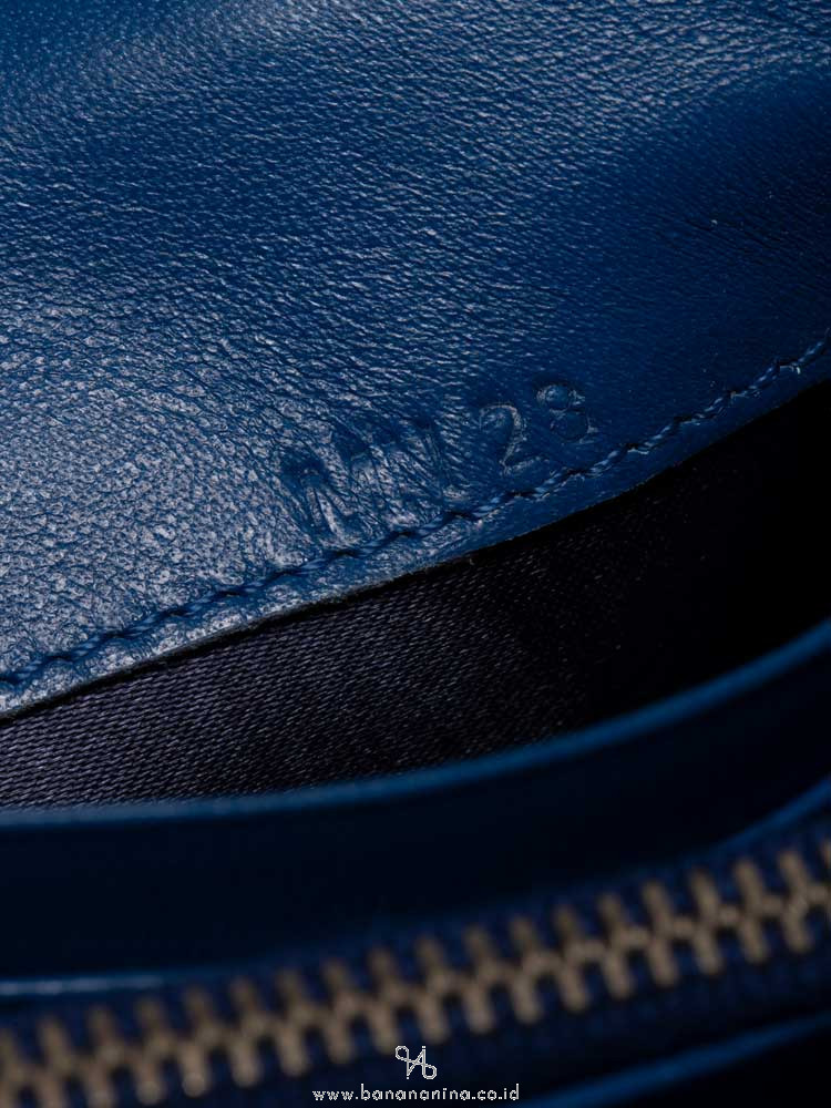 TOD'S Signature Embossed Wallet Blue