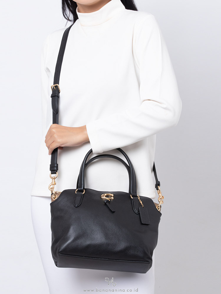 phone crossbody bag coach