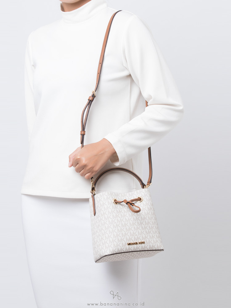 mk suri small bucket