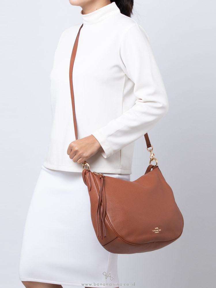 Coach sutton hobo in polished pebble leather online