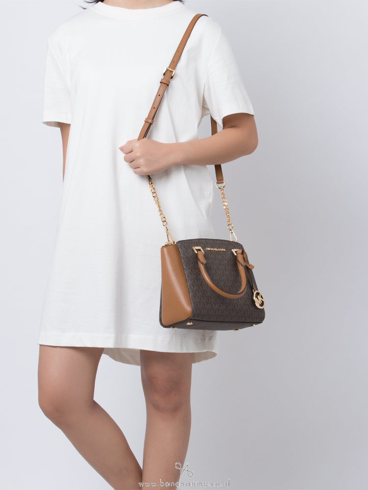 Maxine Small Logo Satchel 2024 freshwaternews
