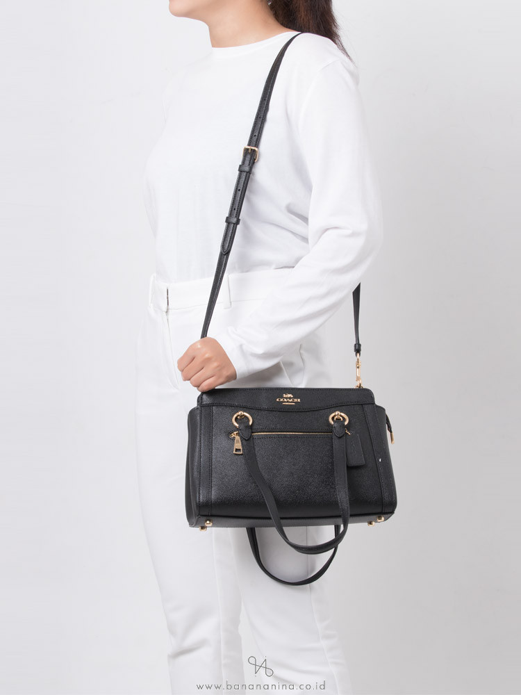 kailey carryall