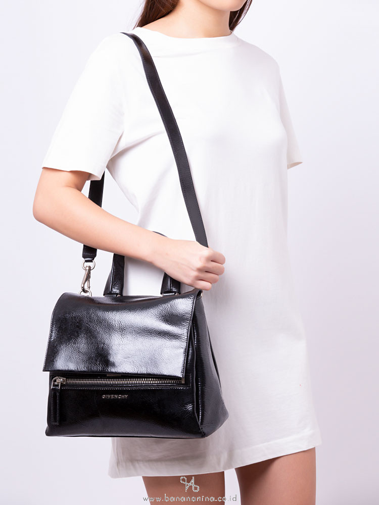 givenchy pandora pure small