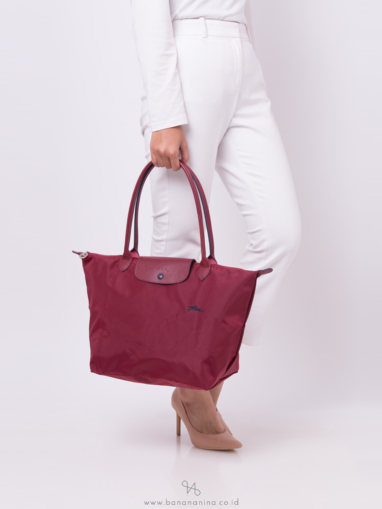 longchamp garnet red