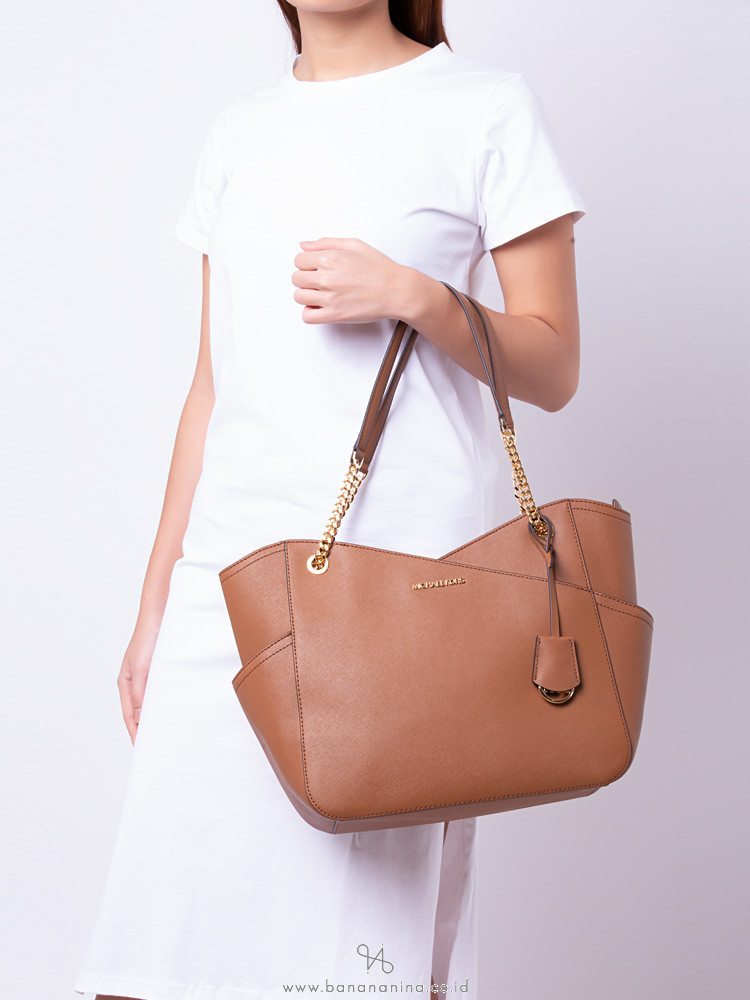 Mk jet set sales travel chain shoulder tote