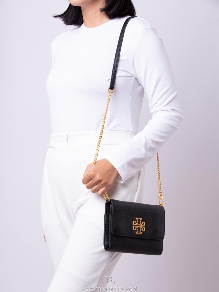 Tory burch britten chain wallet crossbody hotsell