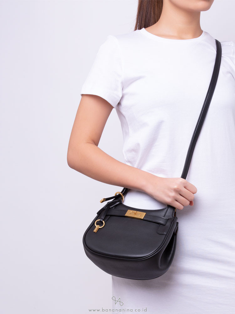 tory burch mini saddle bag