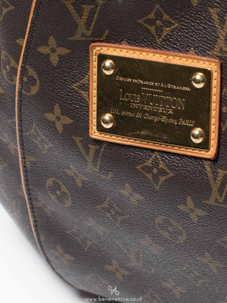 louis vuitton backpack gold plate
