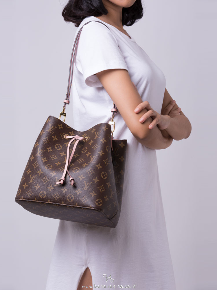 louis vuitton neonoe poudre