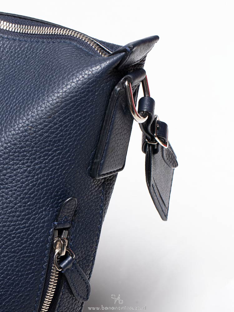 Louis Vuitton Men Taurillon East Side 
