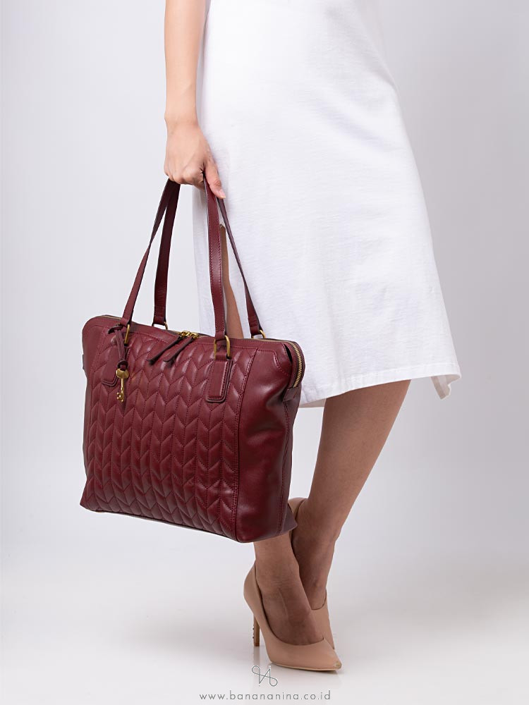 Fossil outlet jacqueline wine