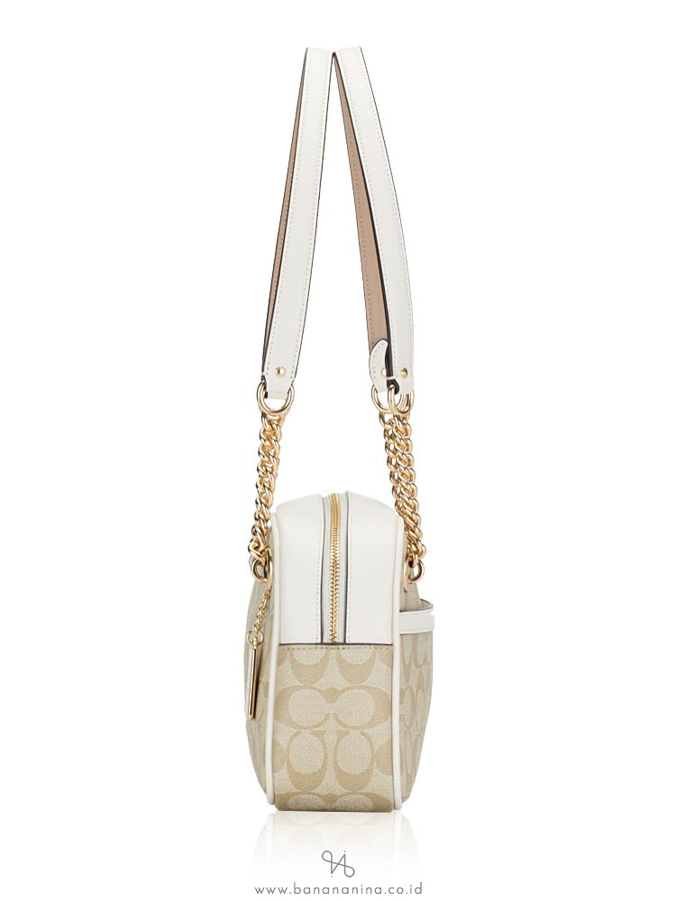 cammie chain shoulder bag with linear quilting