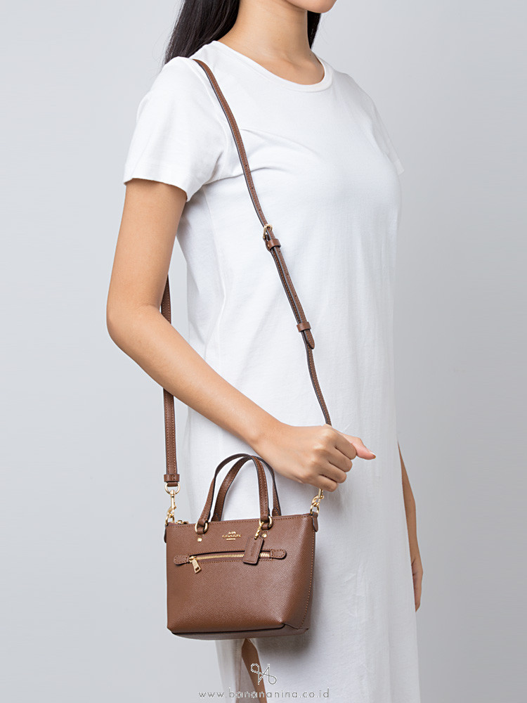 Coach Outlet Mini Gallery Crossbody In Signature Canvas