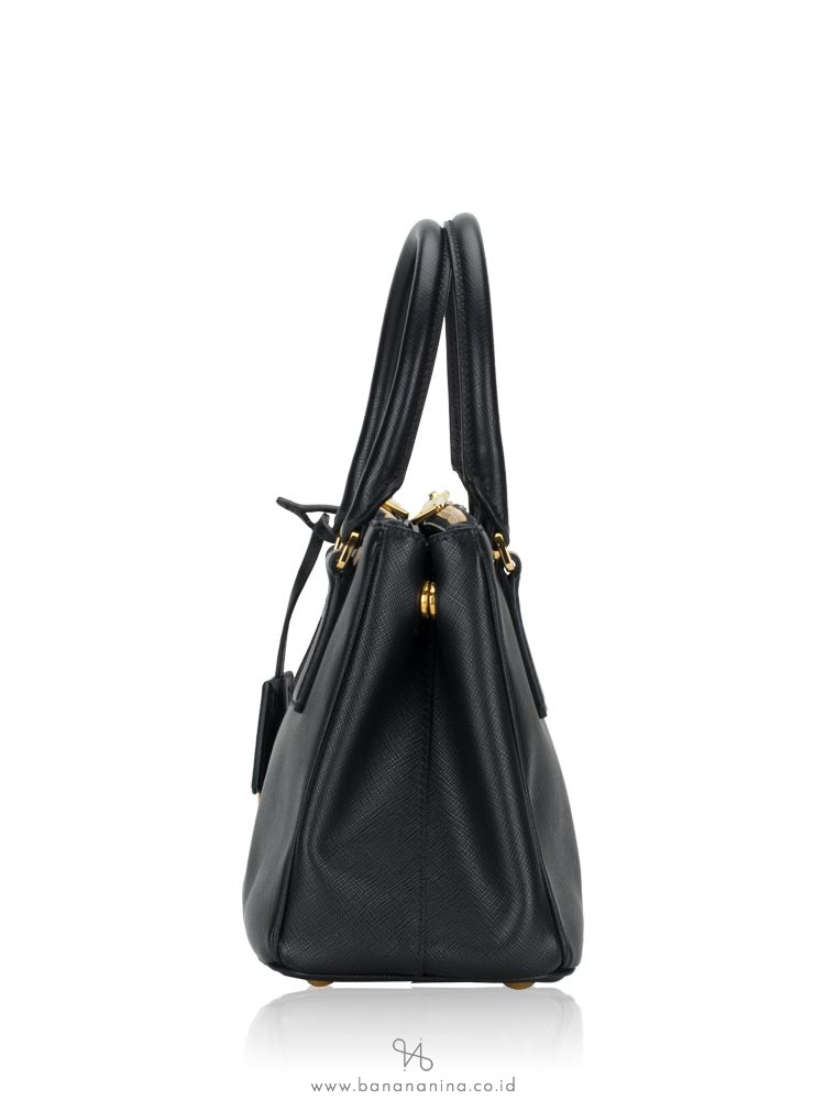 Prada Saffiano Lux Crossbody Bag, Black (Nero)