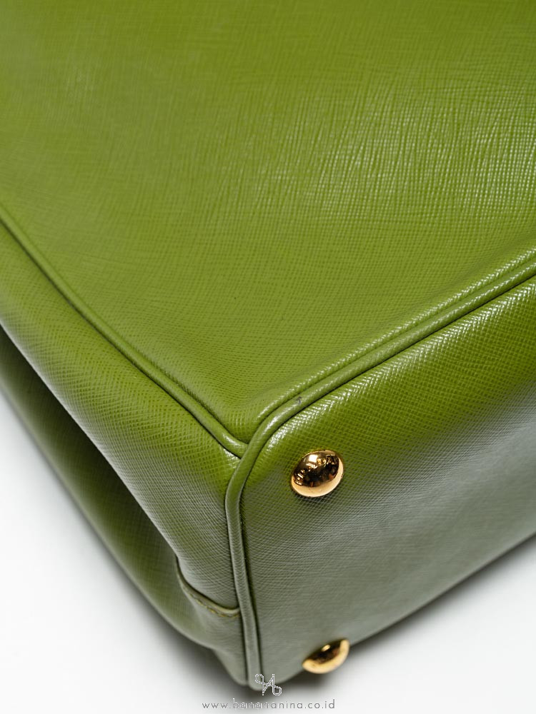 Review: Prada Saffiano Medium Double Zip Top-Handle Bag ( BN2274