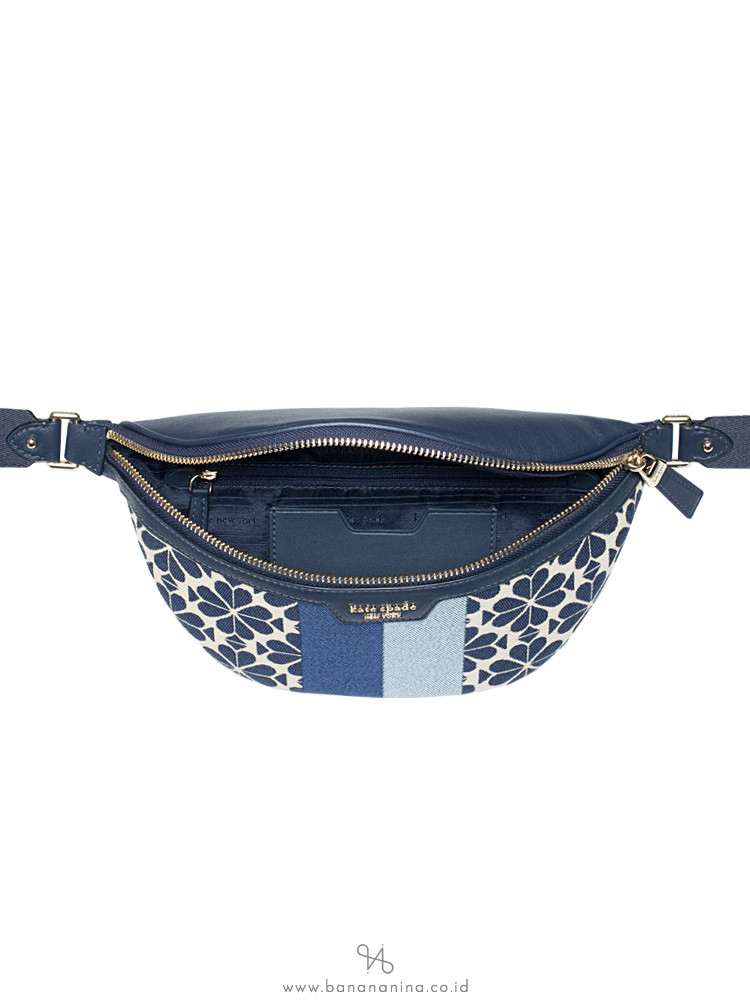 Kate Spade New York Spade Flower Jacquard Shelly Medium Belt Bag, Blue  Multicolor, One Size, Spade Flower Jacquard Shelly Medium Belt Bag :  : Clothing, Shoes & Accessories